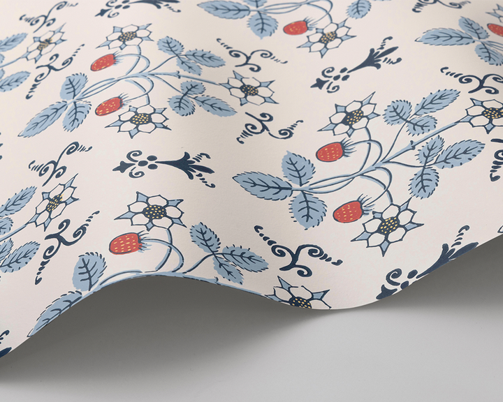 Cole & Son Strawberry Wave in China Blue on Cream