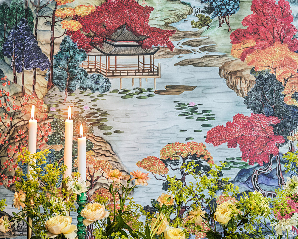 Cole & Son Pavilion in Soft Maple detail