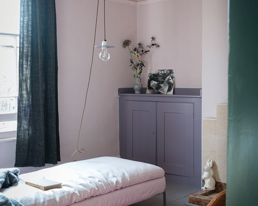 Calamine 230 paint by Farrow & Ball on the walls of a bedroom