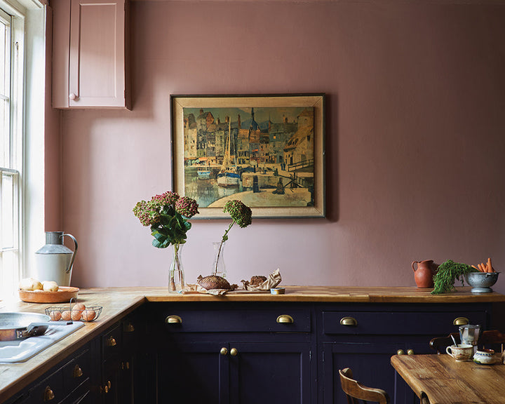 Sulking Room Pink 295 paint by Farrow & Ball on the walls of a kitchen