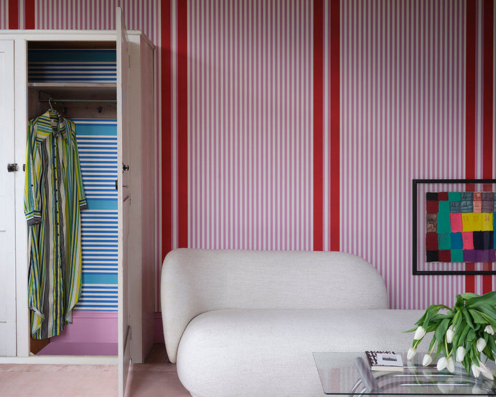 Shallot CB3 paint by Farrow & Ball used on the woodwork in a cupboard