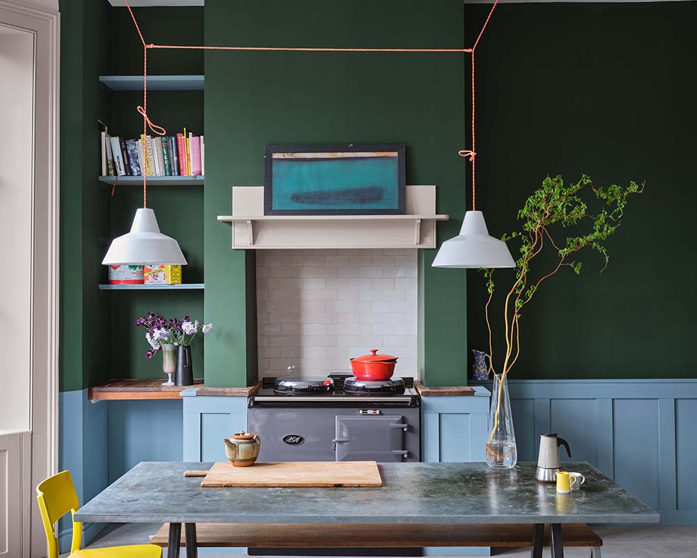 Beverly 310 paint by Farrow & Ball on the walls of a kitchen