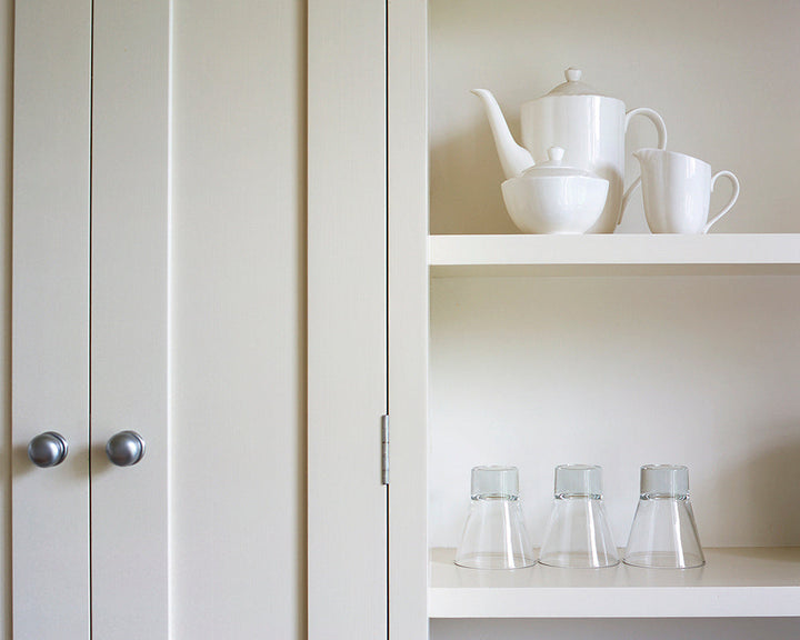 Clunch 2009 paint by Farrow & Ball used on cupboards
