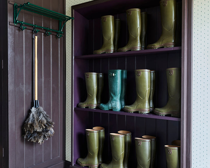 Mahogany 36 paint by Farrow & Ball used in a boot room on woodwork