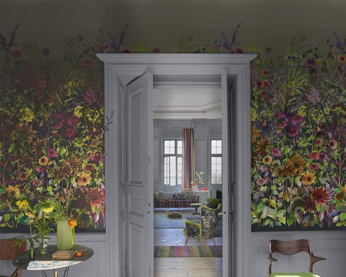 Designers Guild Indian Sunflower Graphite PDG1068/01 Wallpaper