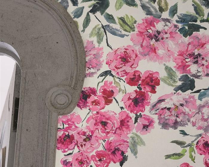 Designers Guild Trailing Rose - Peony PDG656/01 Wallpaper