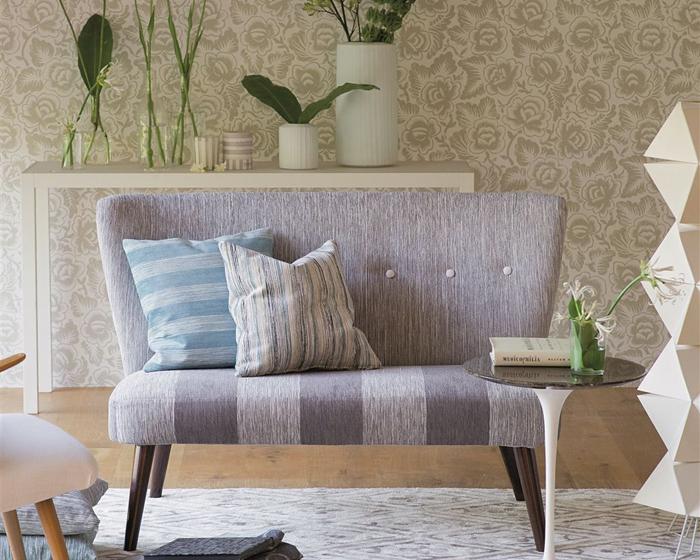 Designers Guild  Rosario - Noir P592/05 Wallpaper