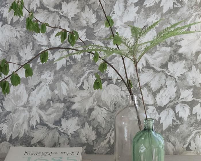 Designers Guild Fresco Leaf - Pearl PDG679/05 Wallpaper