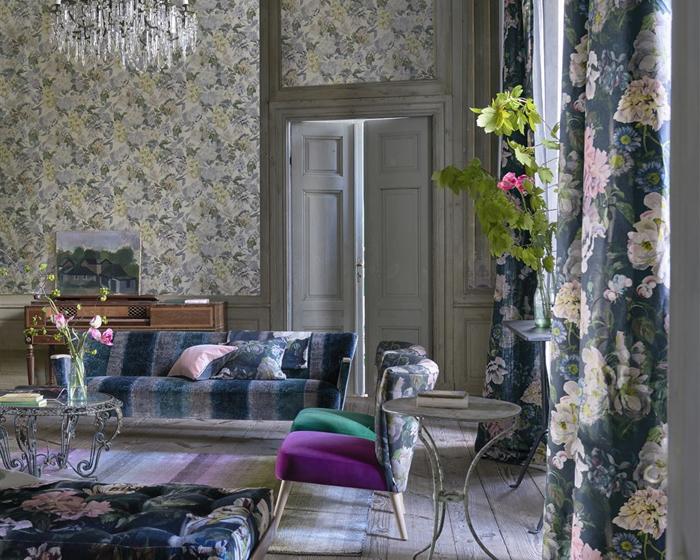 Designers Guild Delft Flower Pewter PDG1033/05 Wallpaper