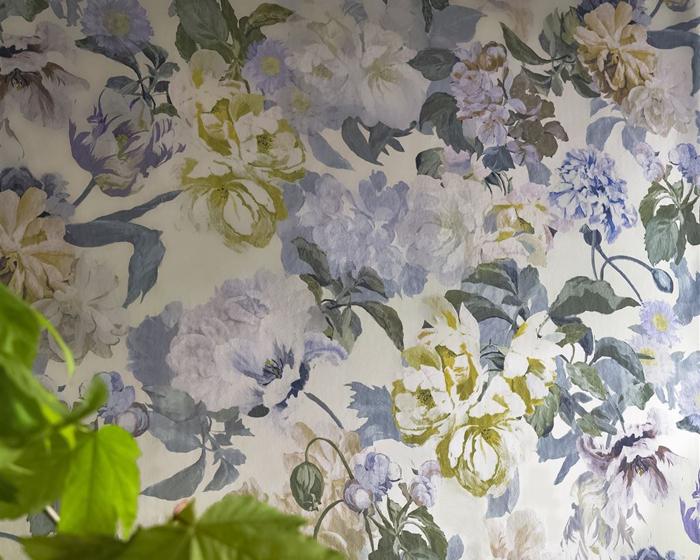 Designers Guild Delft Flower Gold PDG1033/02 Wallpaper