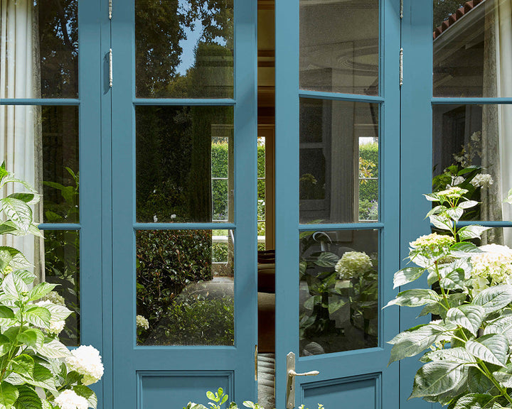 Little Greene Air Force Blue 260 Paint on door frames