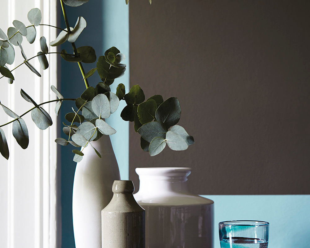 Little Greene Sky Blue 103 Paint detail