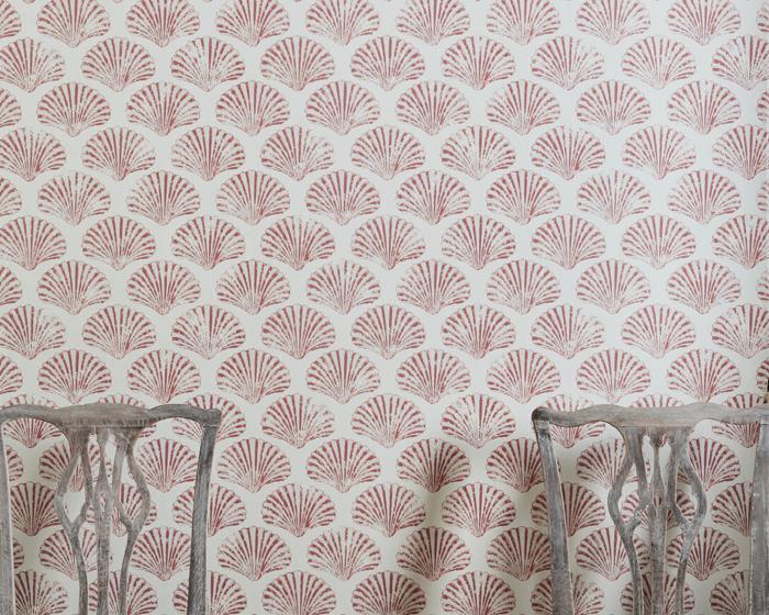 Barneby Gates Scallop Shell in Red Wallpaper BG2100101