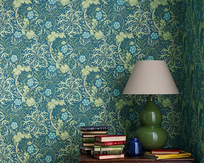 Morris & Co Seaweed Silver/Ecru 216467 Wallpaper