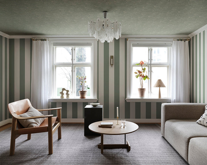 Sandberg Magnus Wallpaper in Forest Green in a living room