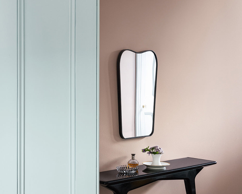 Paint & Paper Library Spur on walls