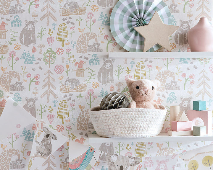 OHPOPSI Honeywood Bears Wallpaper on a bedroom wall