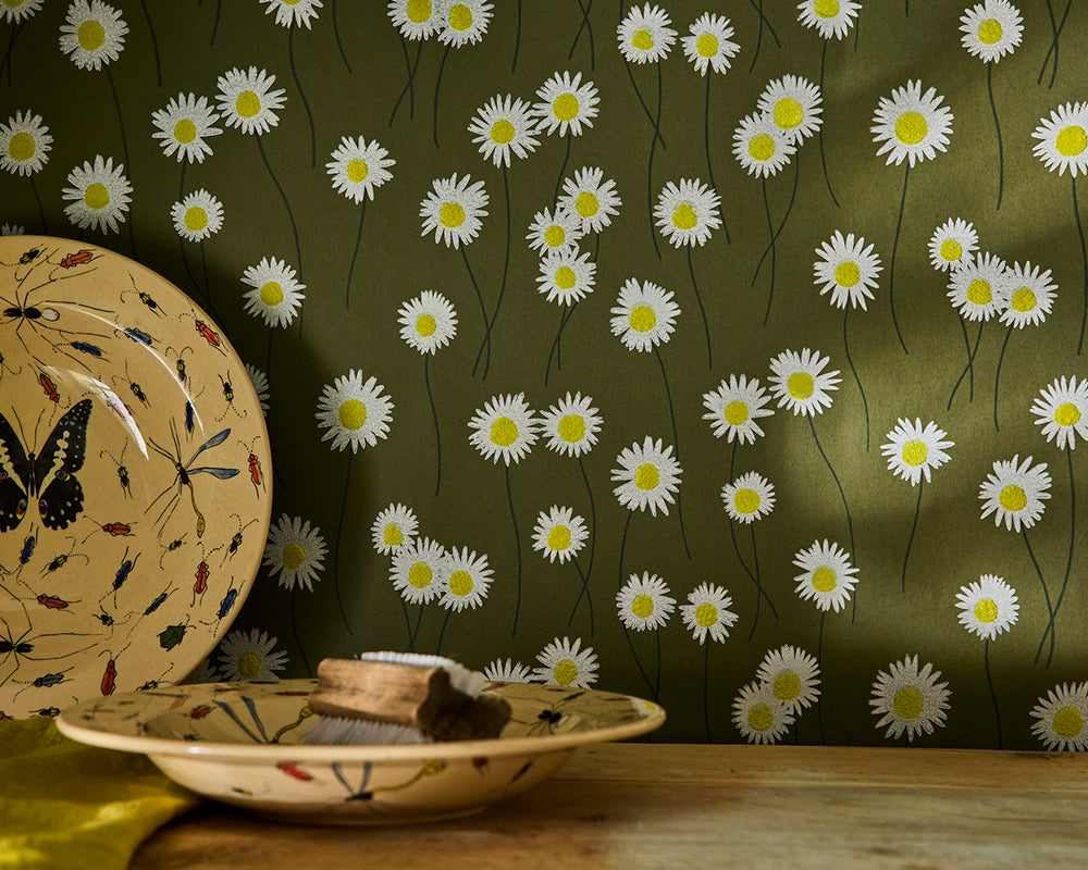 Decorative plates with floral Little Greene Moon Daisies Wallpaper