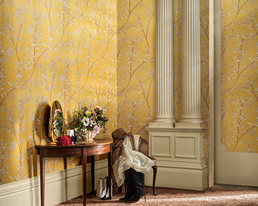 Cole & Son Roseberry in a bedroom