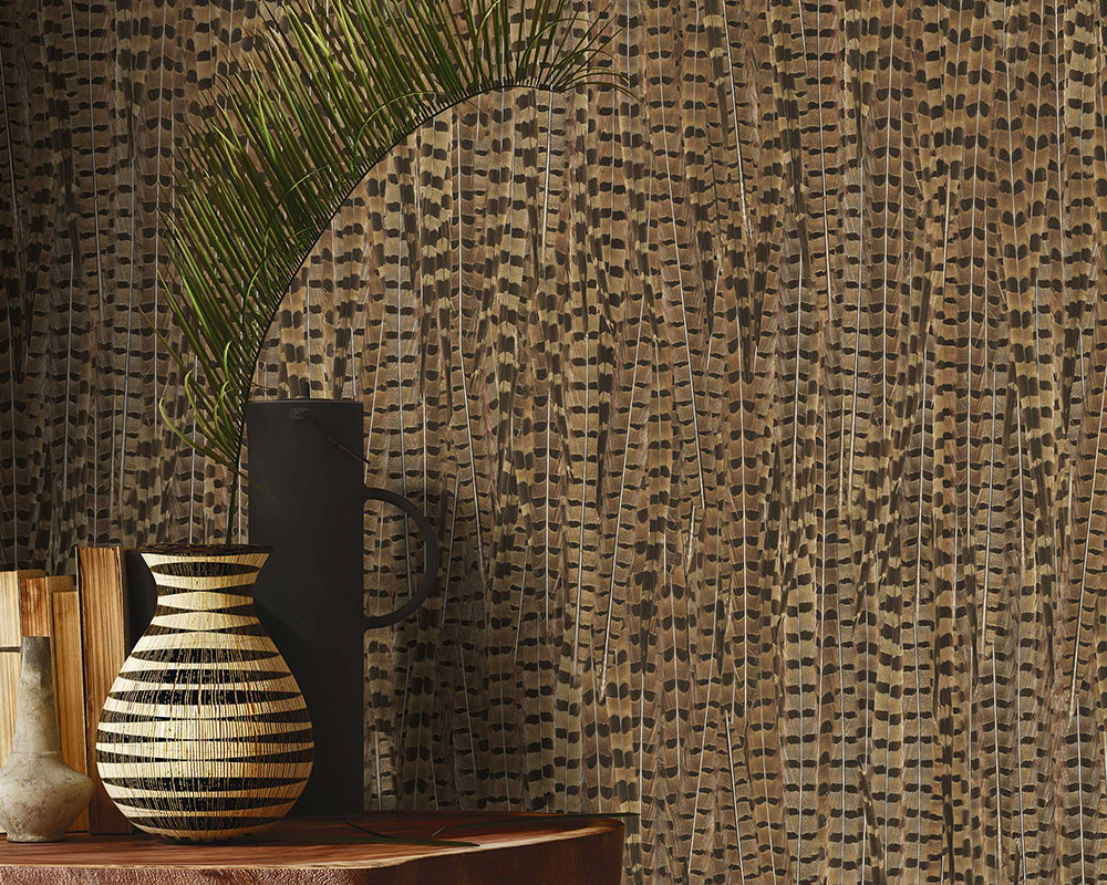 Woodchip & Magnolia Pheasant Wallpaper close up