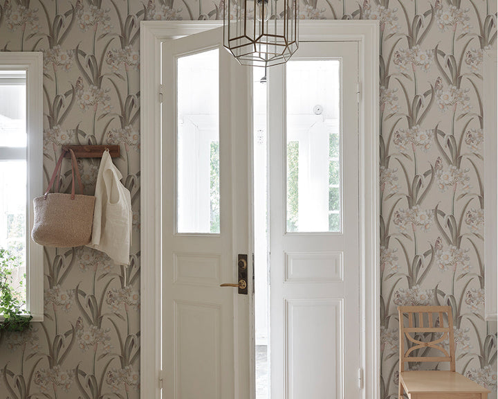 Sandberg Lilian Mural Wallpaper in a living room
