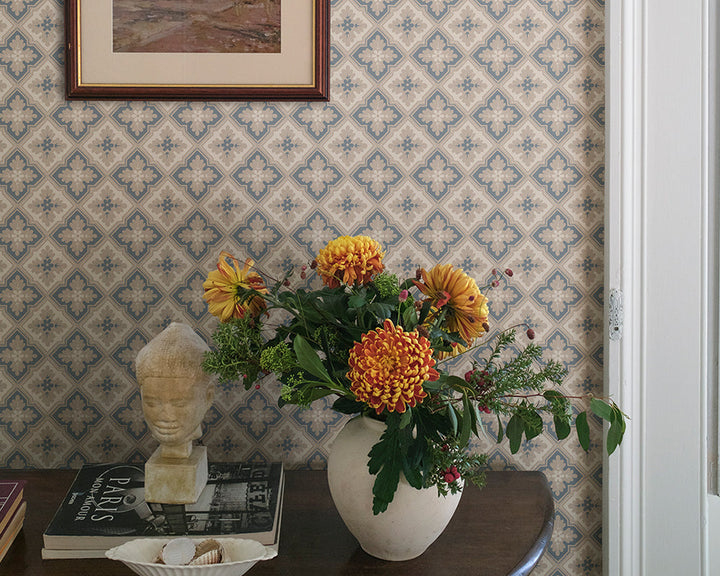 Sandberg Edvin Wallpaper in a hallway