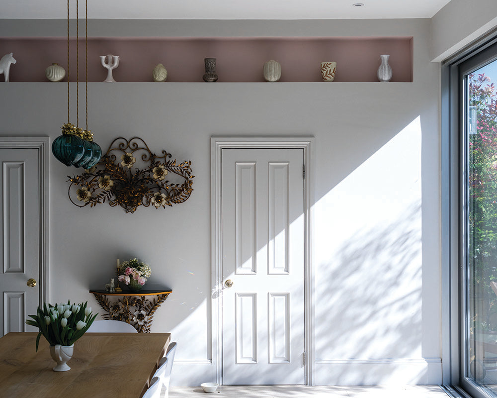 Blackened 2011 paint by Farrow & Ball in a dining room