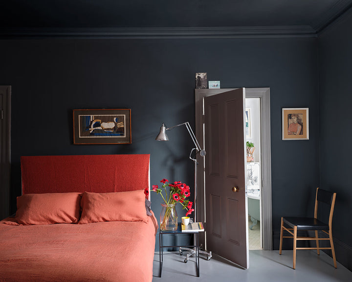 Hopper Head 305 paint by Farrow & Ball colour drenched in a dramatic bedroom