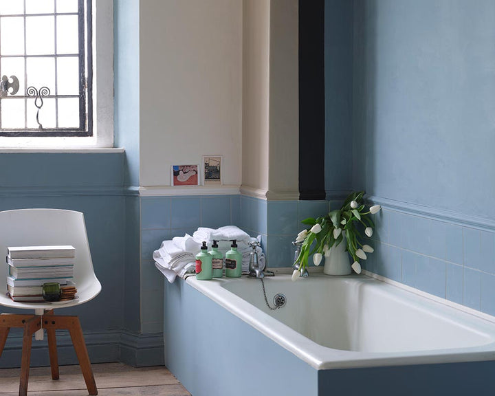 Sardine CB08 paint by Farrow & Ball used in a bathroom