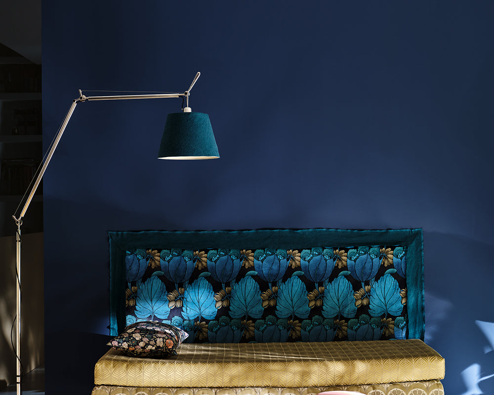 Serge 9919 paint by Farrow & Ball used to colour drench a living room