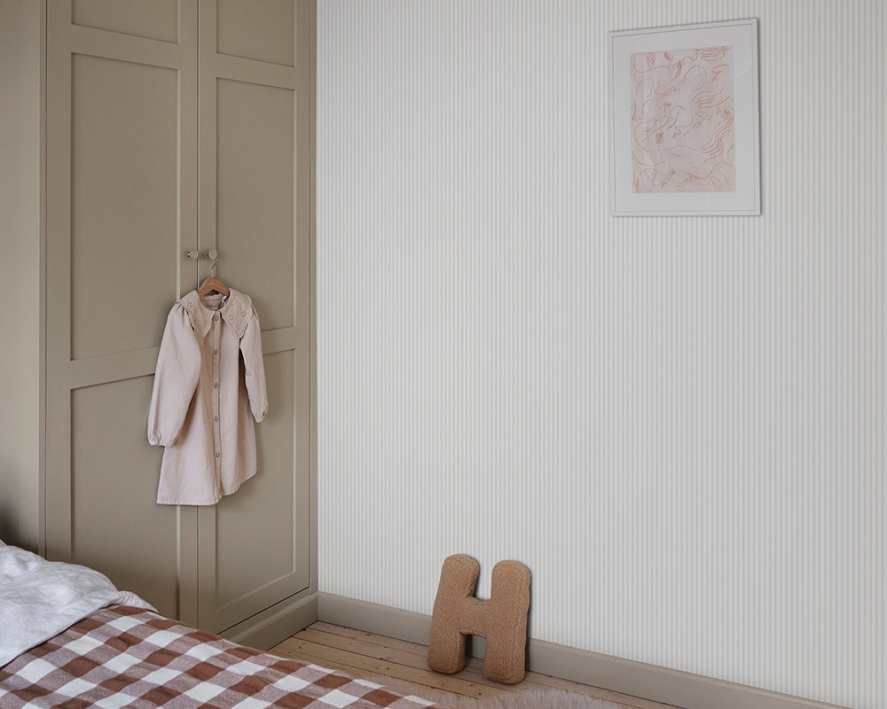 Sandberg Estelle Wallpaper in a kid bedroom