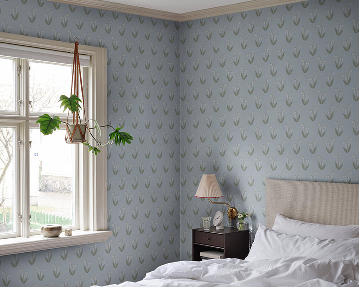 Sandberg Lilly Wallpaper in a bedroom