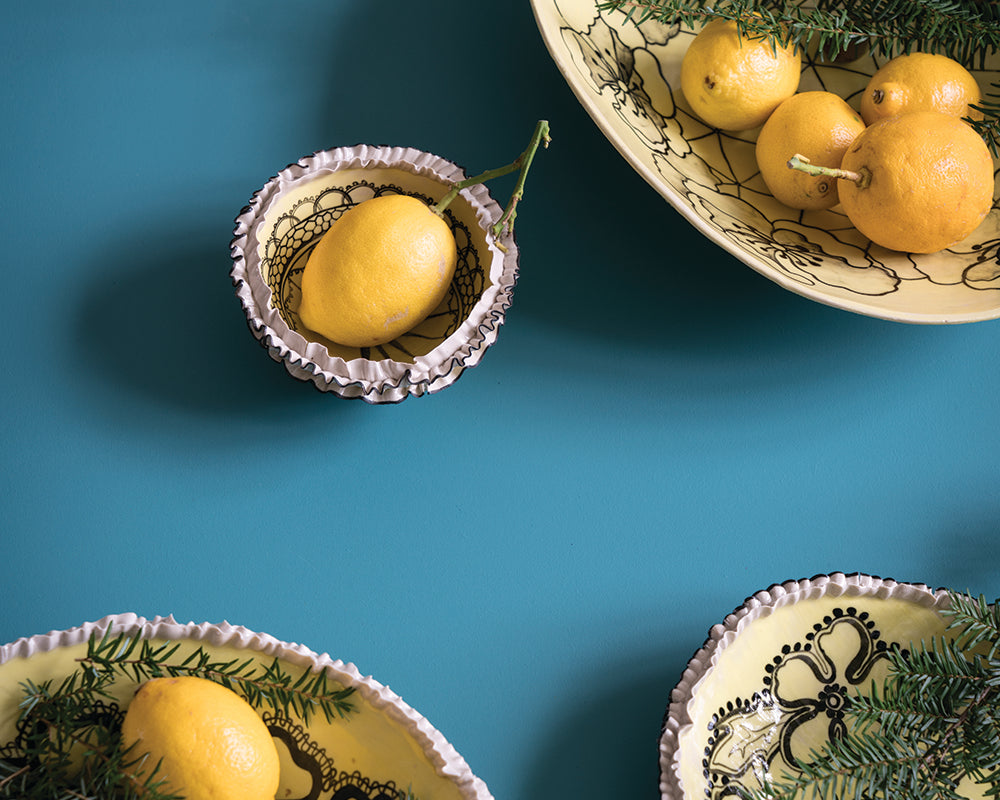 Vardo 288 paint by Farrow & Ball on a table with lemons
