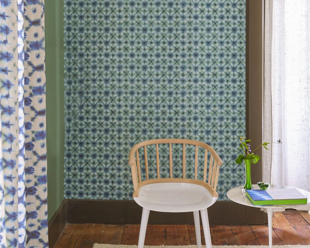 Designers Guild Shibori Wallpaper in a home