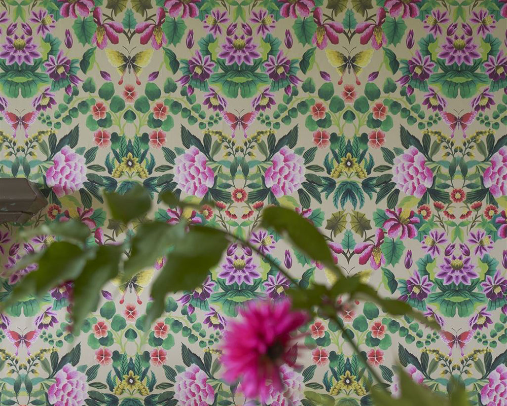 Designers Guild Ikebana Damask Wallpaper in a home