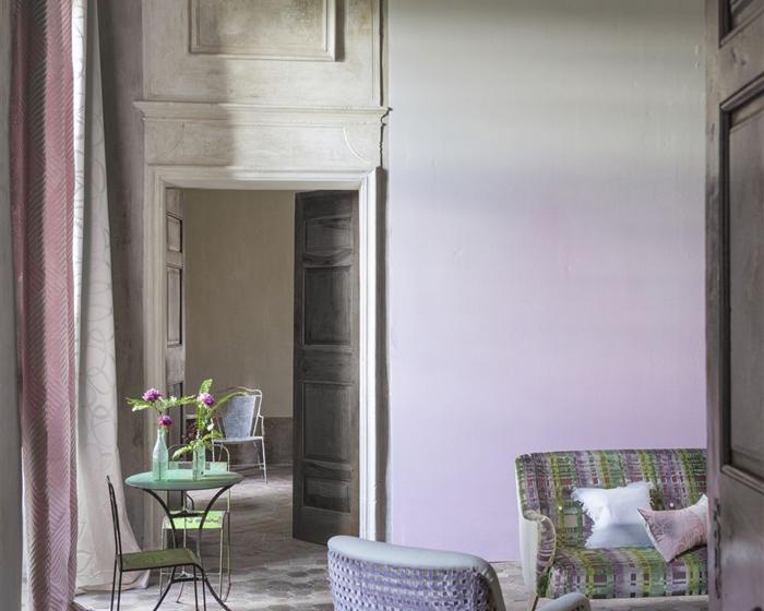 Designers Guild Saraille - Grape P600/10 Wallpaper