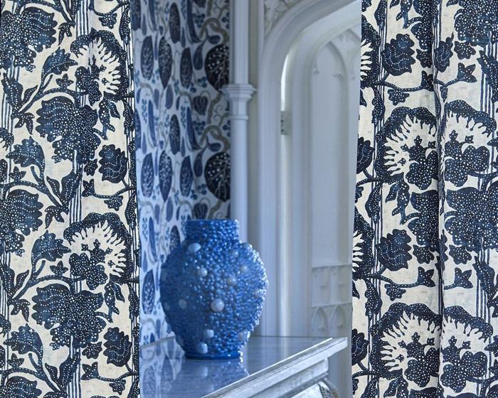 William Yeoward Astasia Indigo PWY9002/01 Wallpaper