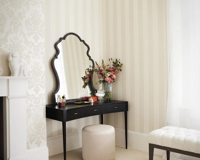Cole & Son Glastonbury Stripe 94/4023 Wallpaper