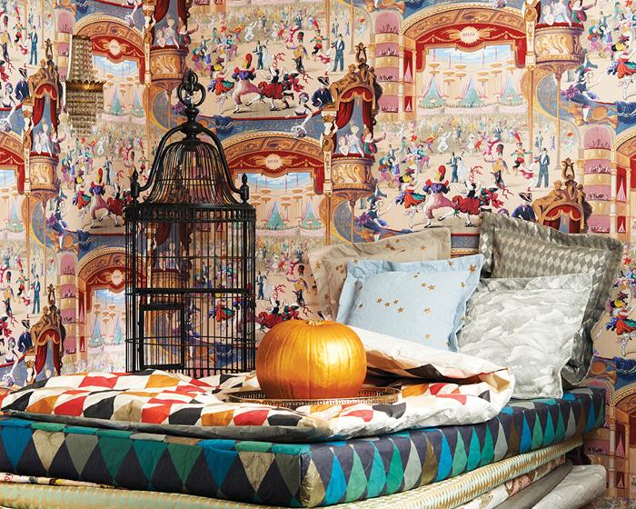 Cole & Son Cabaret 103/7026 Wallpaper