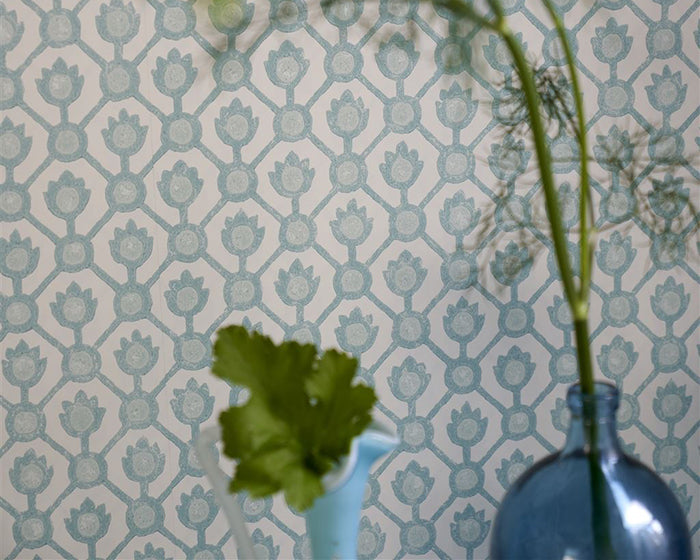 Designers Guild Jaal - Eau de Nil Wallpaper in Room