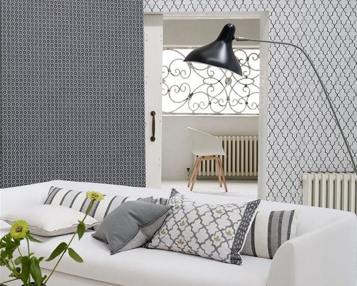 Designers Guild Pergola Trellis - Graphite Wallpaper in Room