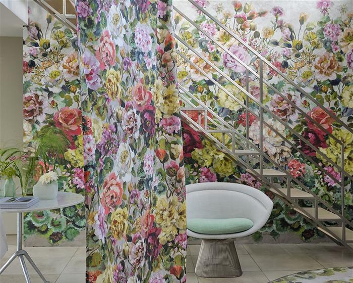 Designers Guild Grandiflora Rose Dusk Wallpaper PDG1123/01in Room