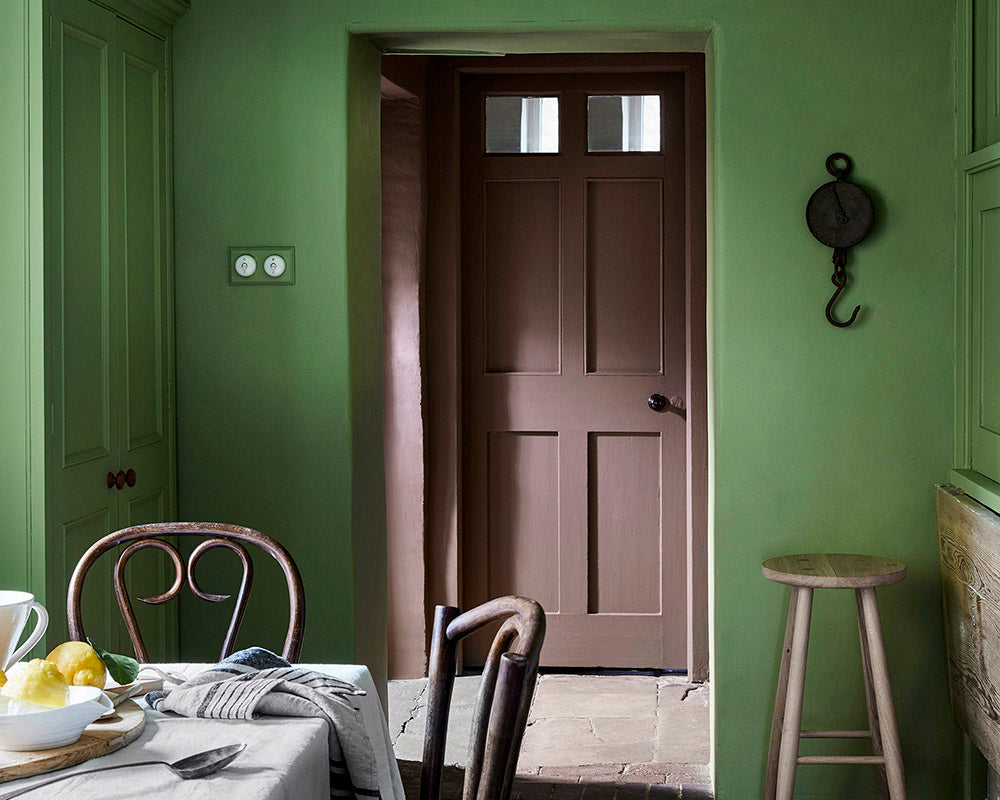 Little Greene Garden 86 Paint on kitchen walls