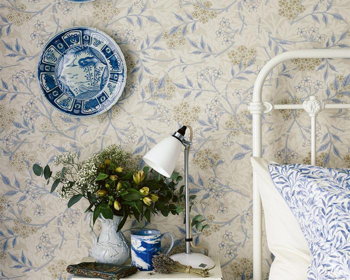 Morris & Co Jasmine Ecru/Woad 214724 Wallpaper