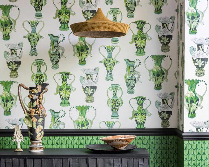 Cole & Son Khulu Vases 109/12058 Wallpaper