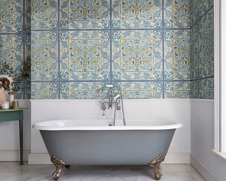 Morris & Co Wilhelmina Wallpaper in Bathroom