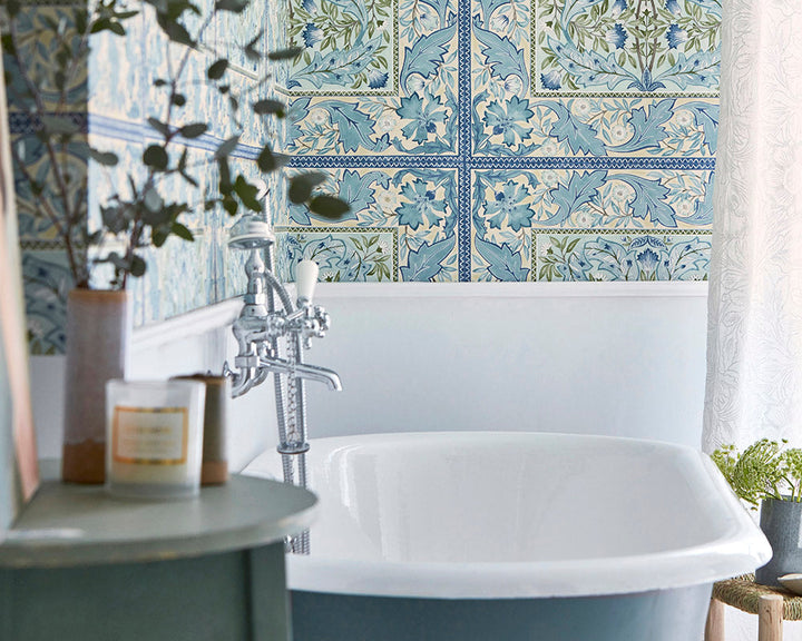 Morris & Co Wilhelmina Wallpaper Detail