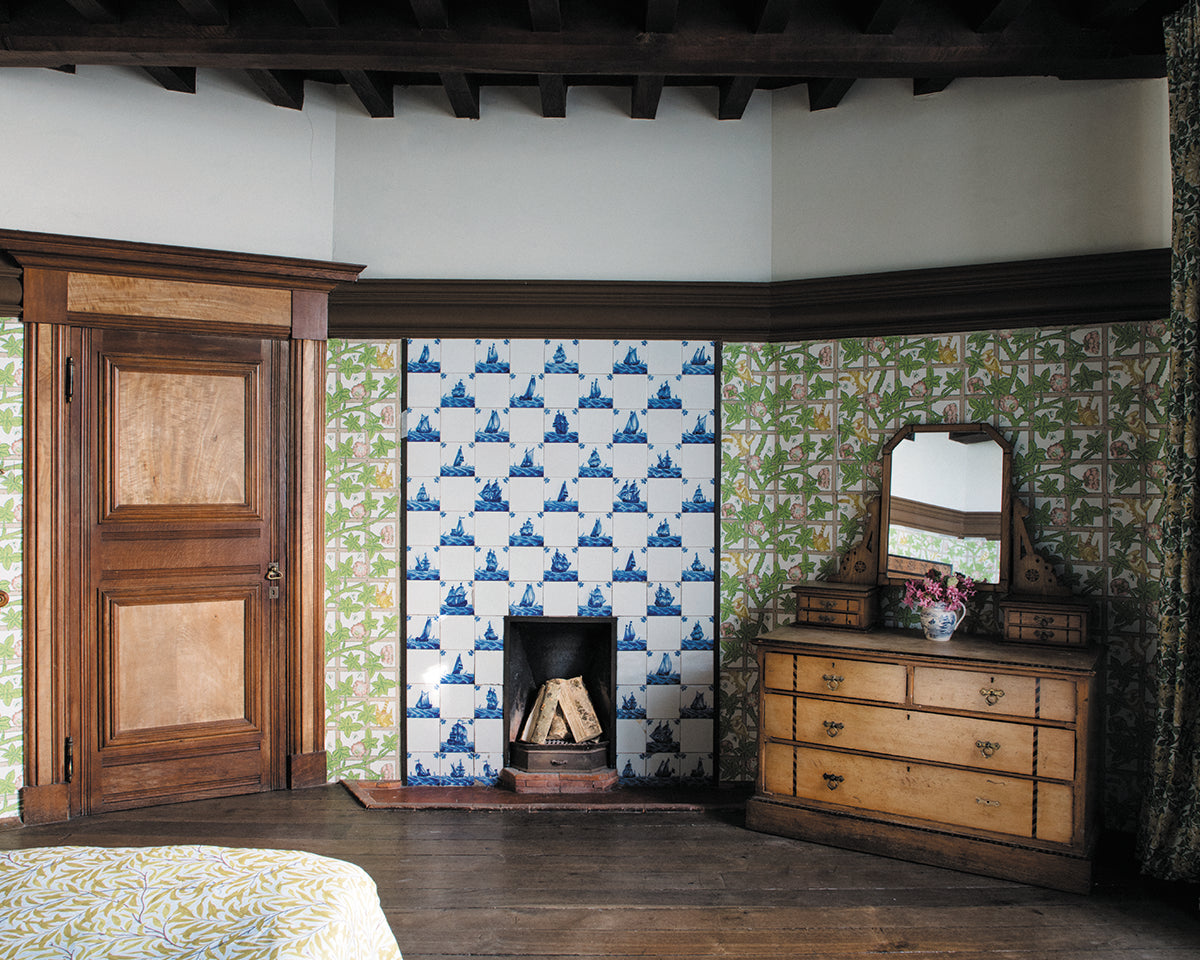Morris & Co Trellis Wallpaper Room