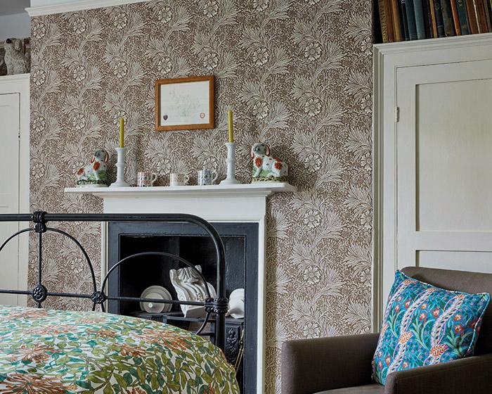 Morris & Co Marigold Chocolate/Cream 216955 Wallpaper