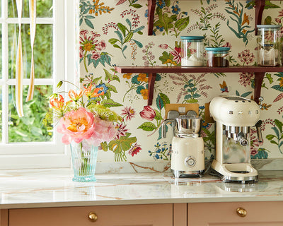 Harlequin Woodland Floral Wallpaper in Peridot/Ruby/Pearl in a kitchen set up